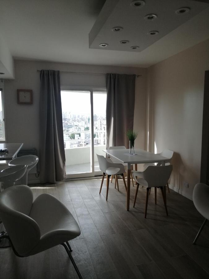 Petit Apartment En Avenida Belgrano Buenos Aires Bagian luar foto