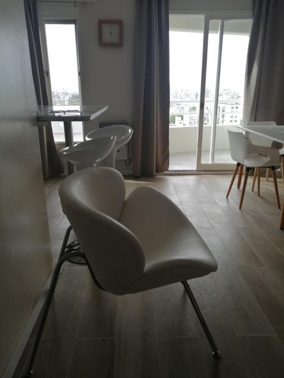Petit Apartment En Avenida Belgrano Buenos Aires Bagian luar foto